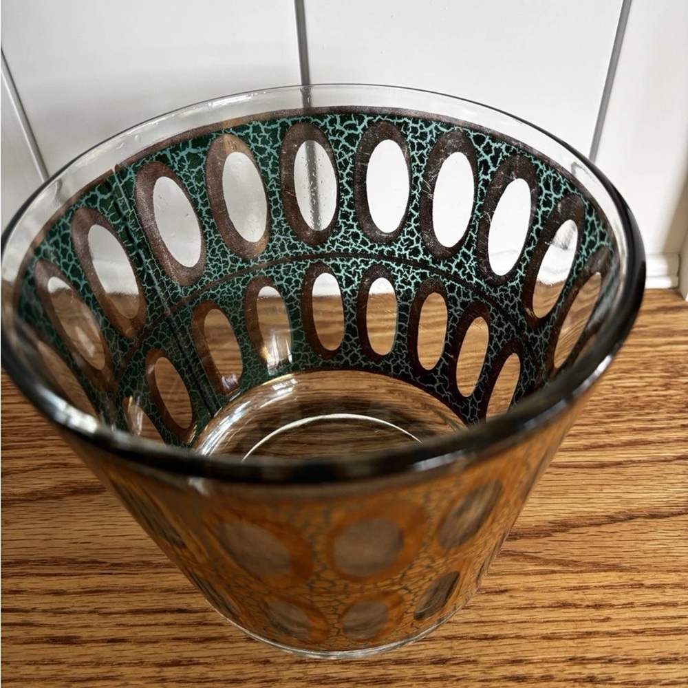 Culver Elegant Glass ice bucket with blue accents